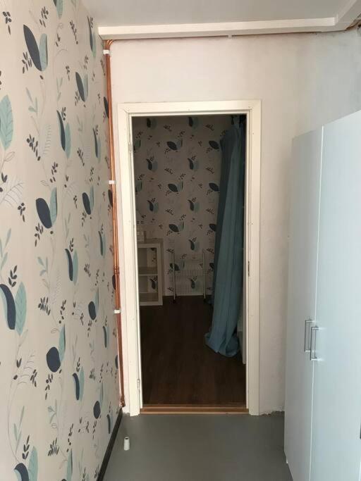 Charmig Liten Laegenhet Pa Oesterlen Sankt Olof Exterior foto